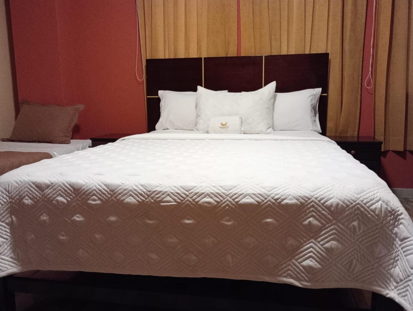 Madison Suite Tacna Eksteriør billede
